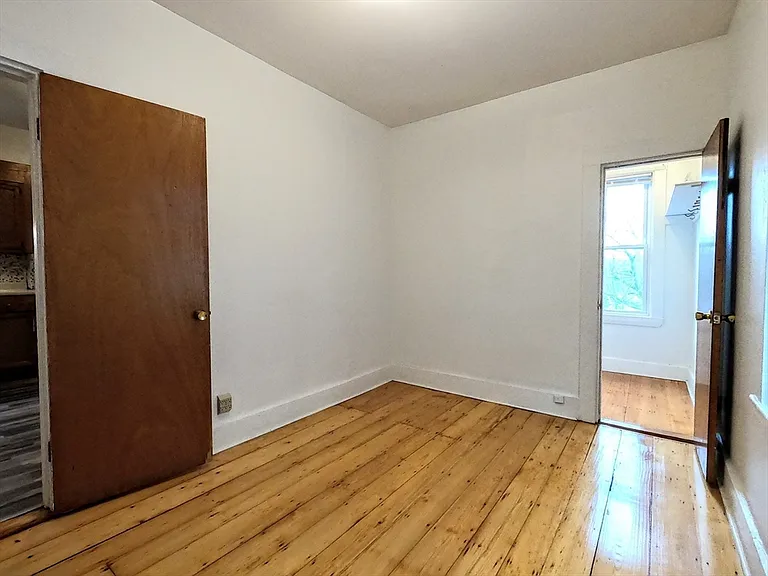 90 Wenham St #2 — Photo 13