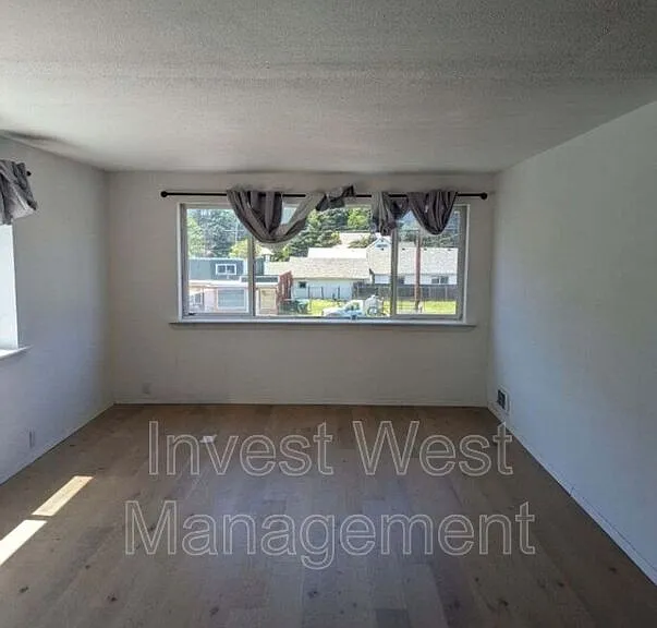 277 Main Ave #4 — Photo 4