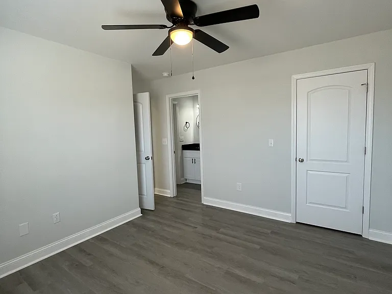 3234 Pleasant Valley Cir — Photo 5
