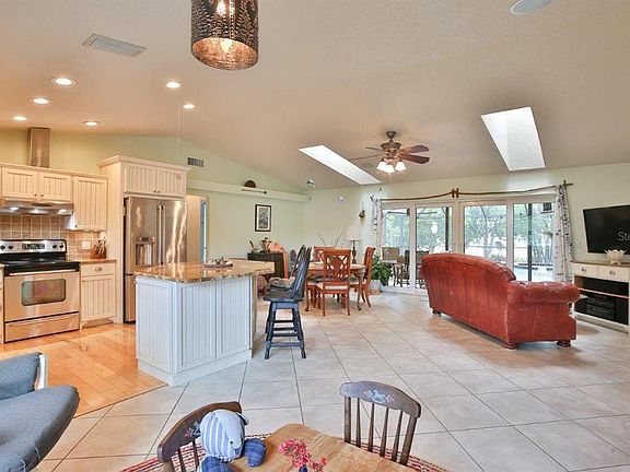 4th image of 2447 Wood Oak Dr