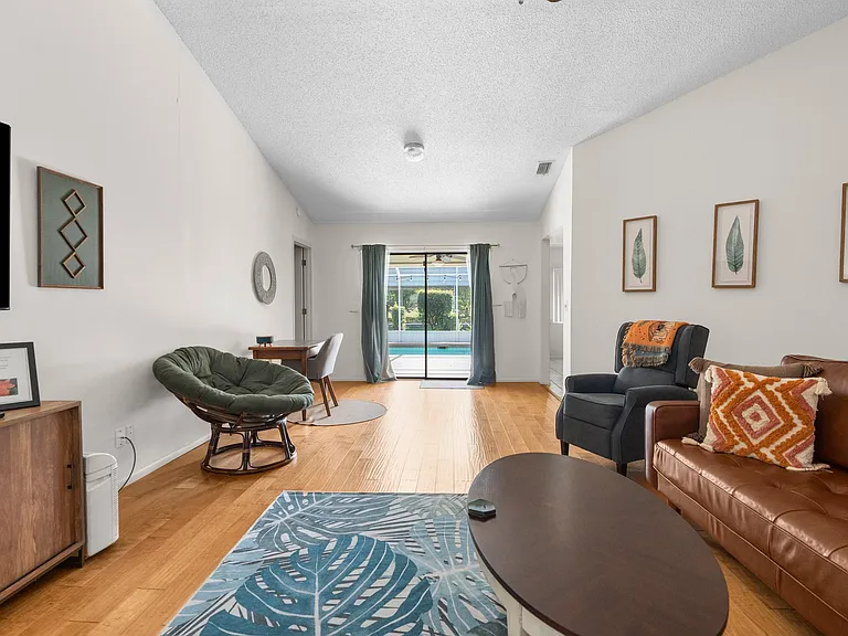 13085 Lawrence St — Photo 4