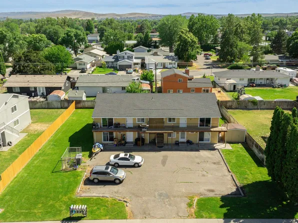 3401 W 1st Pl, Kennewick, WA 99336