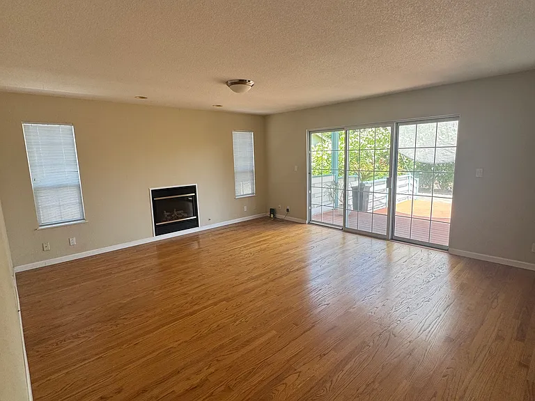 15546 Linda Ave — Photo 7