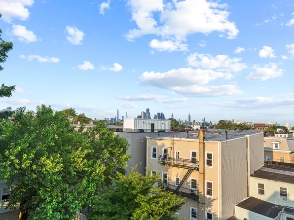 32 Hancock Avenue image 30 of 38