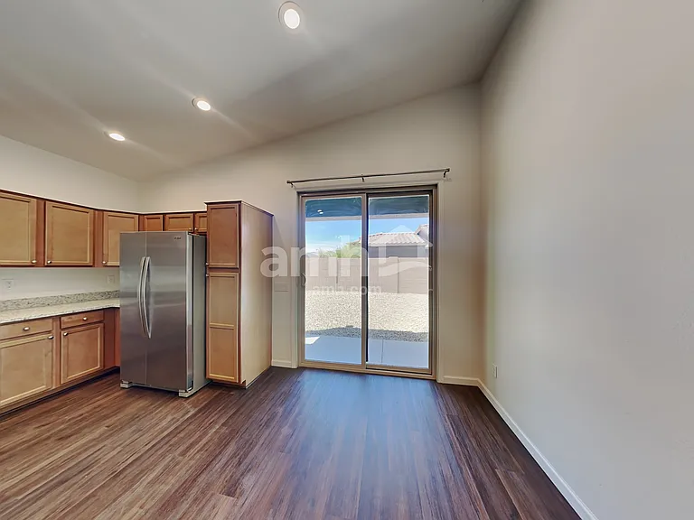 20256 W Tonto St — Photo 5