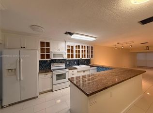 13741 Flora Pl APT B, Delray Beach, FL 33484