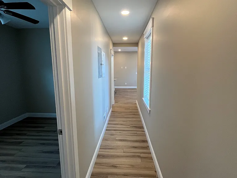 808 Main St #1 — Photo 7