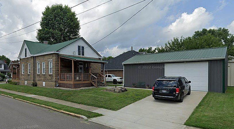 2nd image of 101 2nd Ave