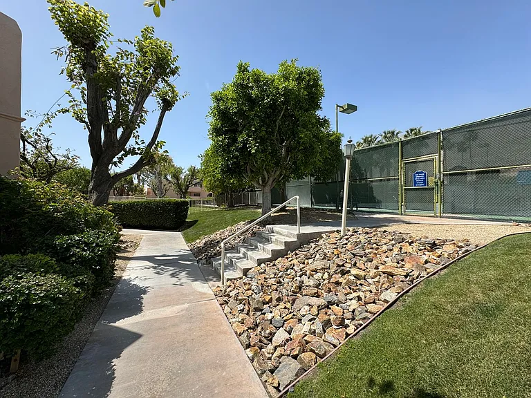 500 E Amado Rd #510 — Photo 20