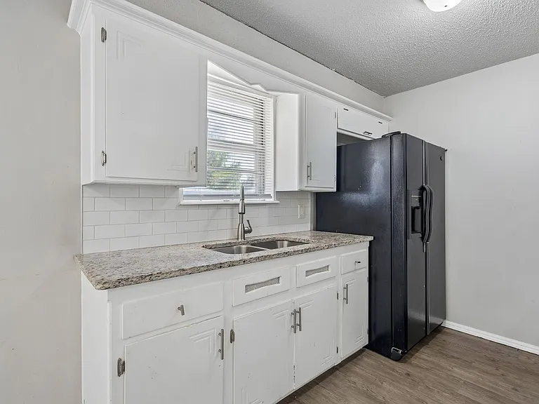 4008 SE 46th St — Photo 11