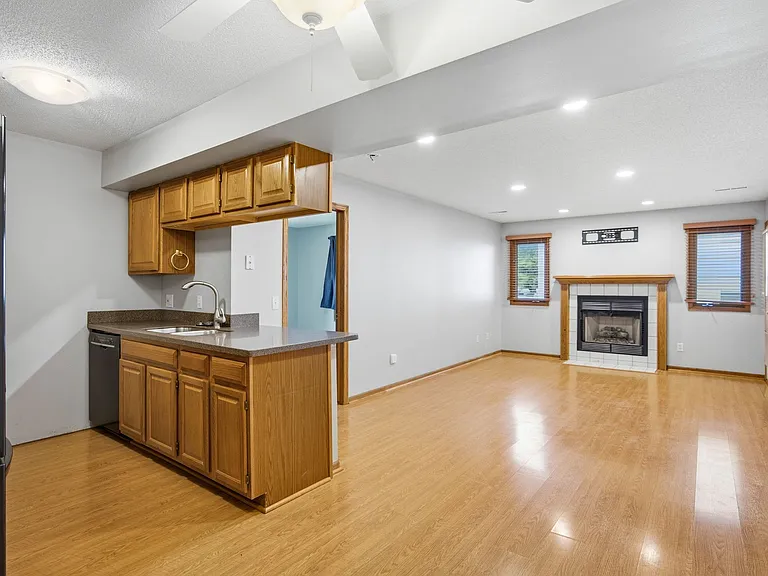 401 SE Lowell Dr #4 — Photo 14