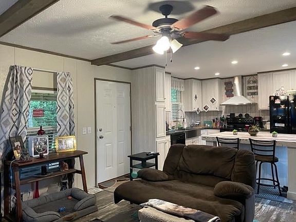 3rd image of 9384 County Road 59