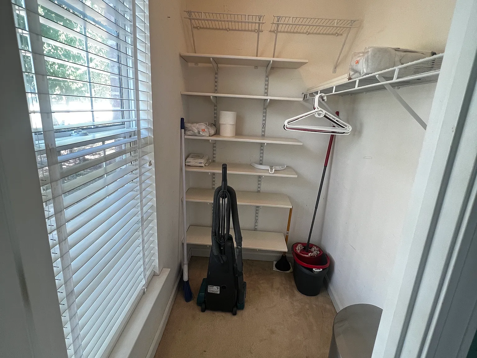2 bed, 1.5 bath, 1060 sqft, $1,500 — Photo 3