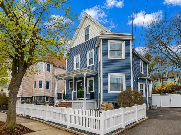 19 Pine St, Malden, MA 02148