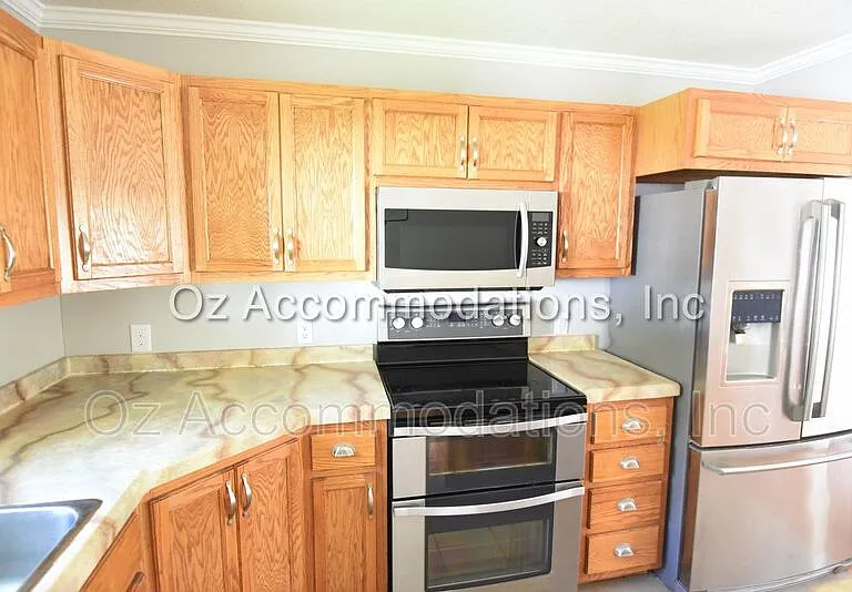 707 N Seminole Dr — Photo 12