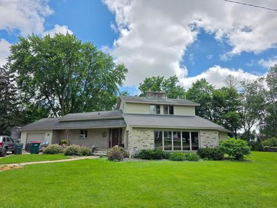 240 1st St SW, Elgin, MN, 55932