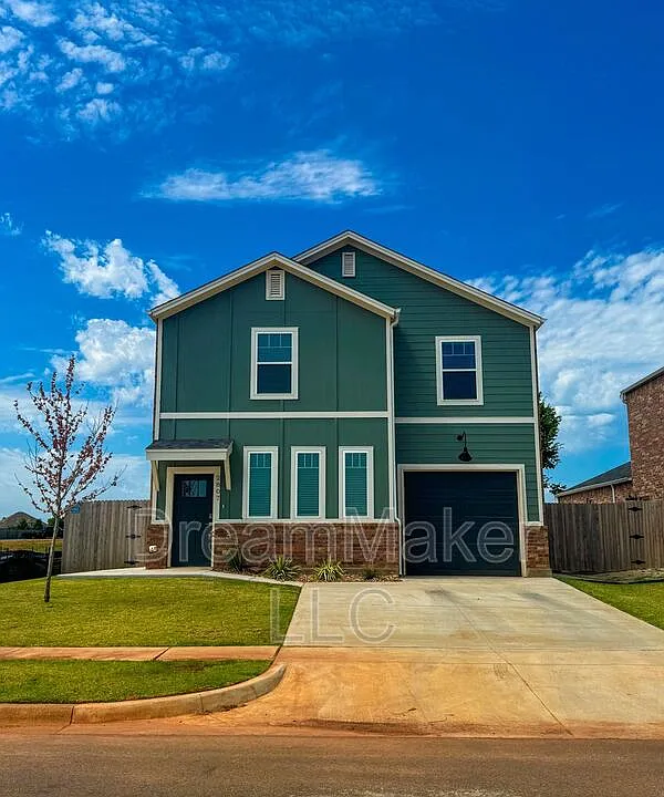 2807 Clifton Ter