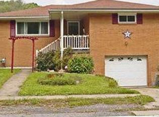 1529 Kings Creek Rd, Weirton, WV 26062