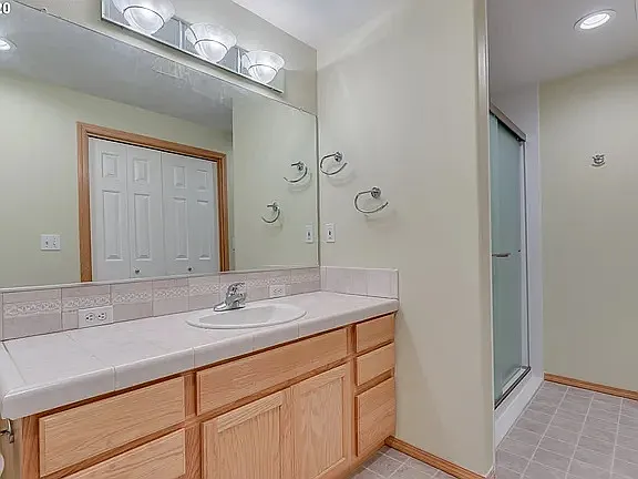 765 SE 8th Ave — Photo 17