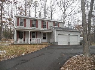 21280 Twin Oaks Ln, Ruther Glen, VA 22546