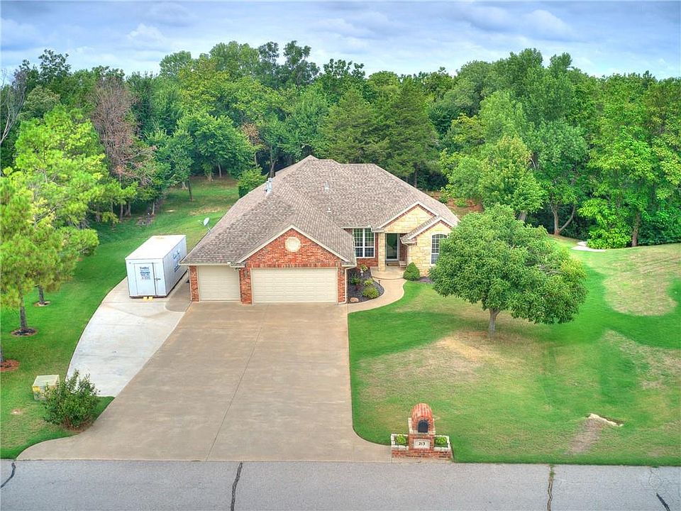 1st image of 213 W Ponderosa Dr