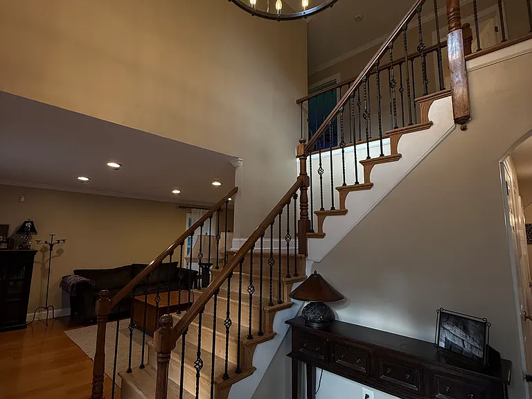 12 Raven Dr — Photo 2