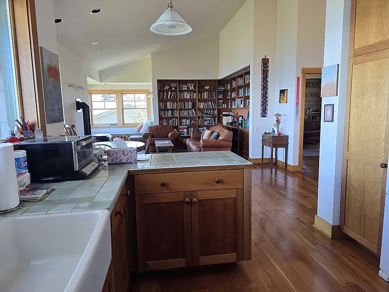 1504 Clallam St — Photo 12