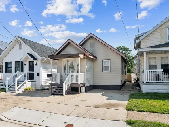219 N Somerset Ave, Ventnor City, NJ 08406