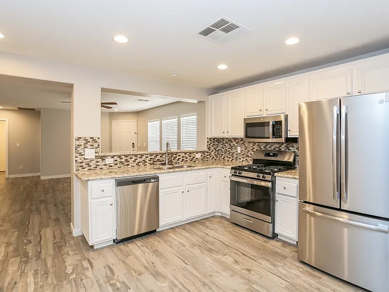 5036 Ironhorse Ranch Ave — Photo 6