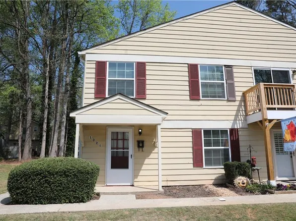 1321 Surrey Ln SW, Marietta, GA 30008