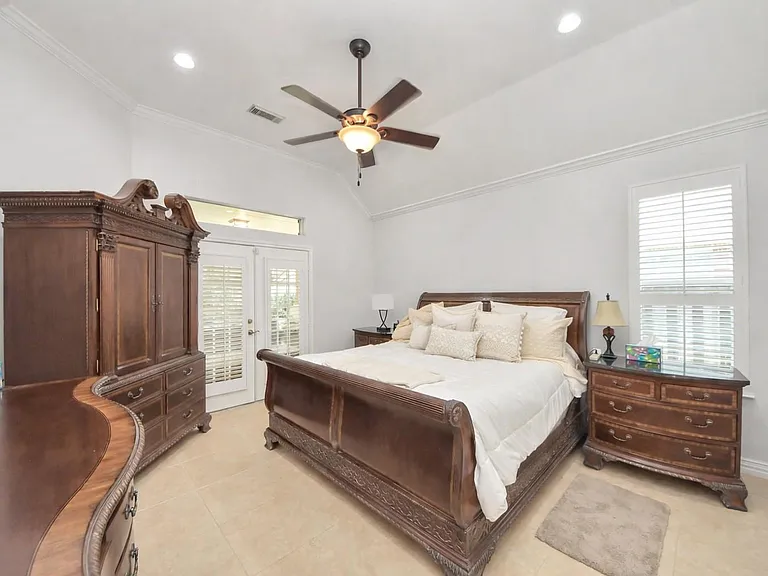 4214 Cambry Park — Photo 9