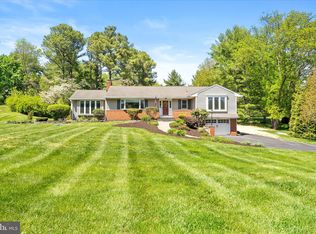 6 State Park Dr, Titusville, NJ 08560