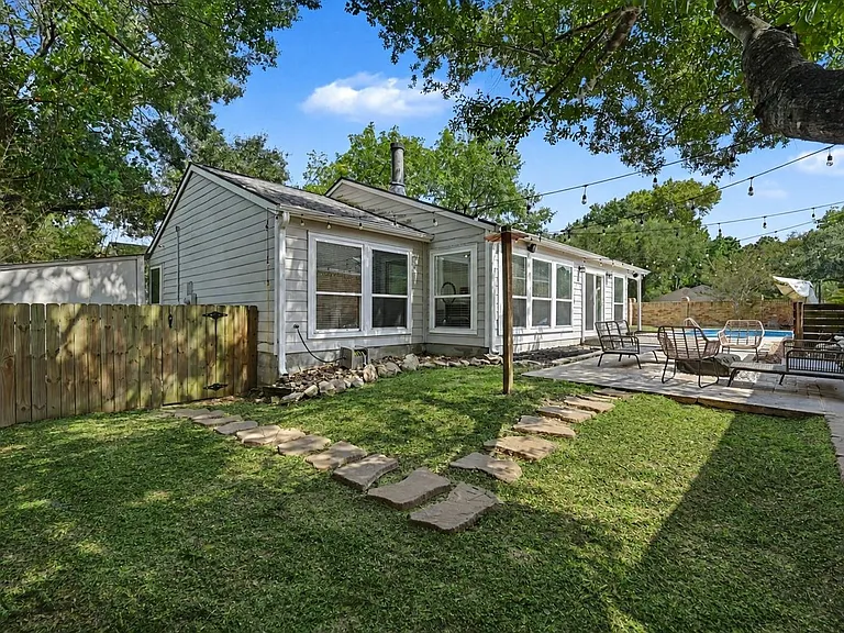 69 Wind Whisper Ct — Photo 20