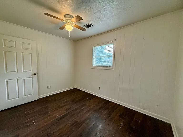 3705 Griffin St — Photo 18