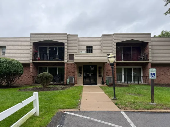 595 Calais Dr APT 314, Pittsburgh, PA 15237
