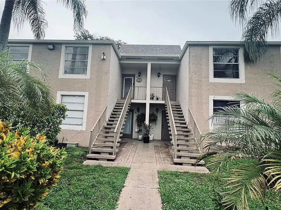 1020 NW 80th Ave #203