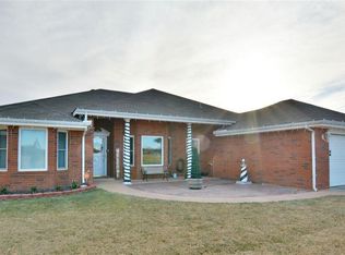 2109 Northglen Dr, Clovis, NM 88101