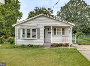 130 W Evesham Ave, Magnolia, NJ 08049