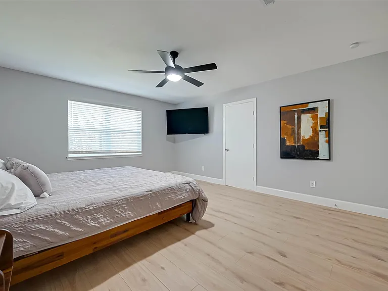 5522 Caversham Dr — Photo 6
