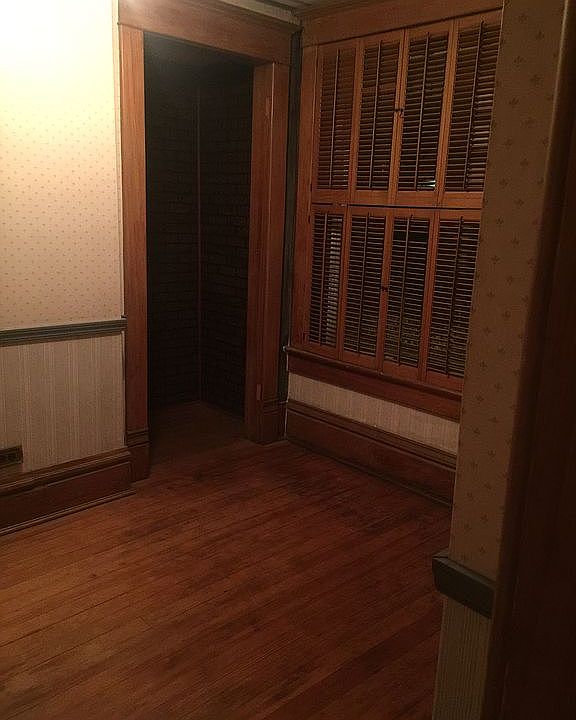 Second floor apartment