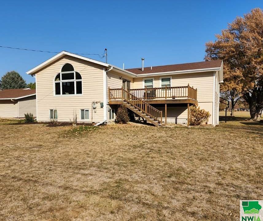 1320 E 6th St, Sheldon, IA 51201 Zillow