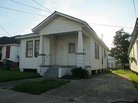 2nd image of 652 Avenue F