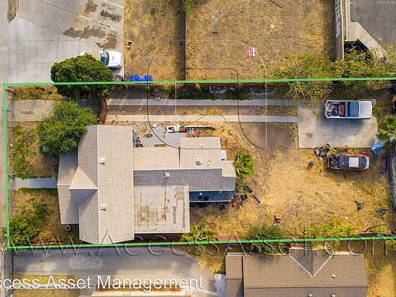 5th image of 932 N Mayfield Ave