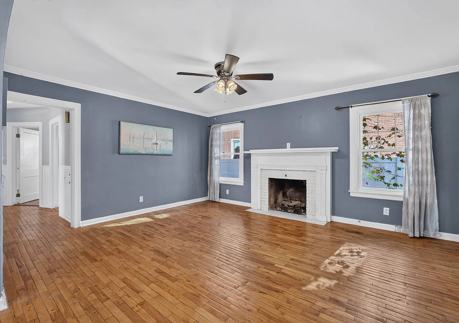 4 bed, 2.5 bath, 2771 sqft, $2,200 — Photo 4