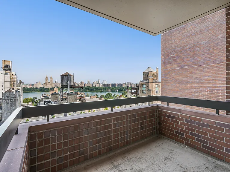 45 E 89th St #18D — Photo 7