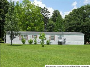 10957 Wakefield Dr S, Saint Francisville, LA 70775
