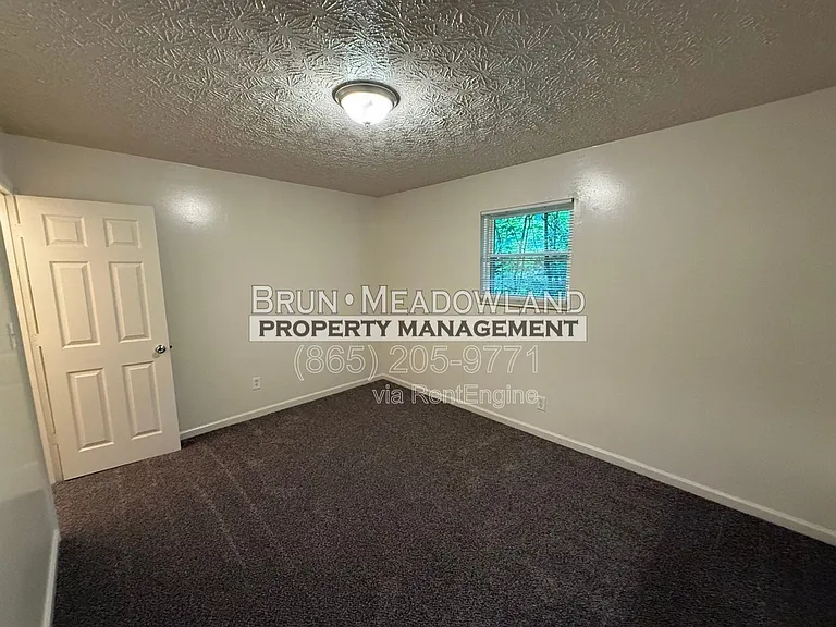 5525 Jacksboro Pike #18 — Photo 21