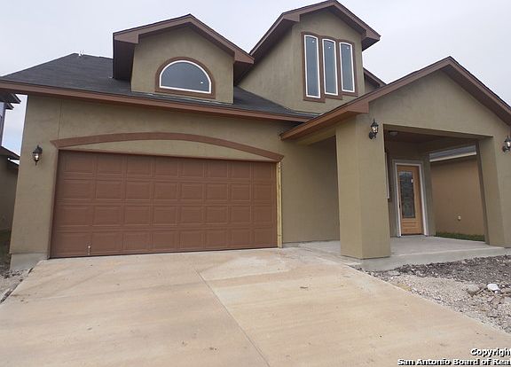 4th image of 131 Katy Way