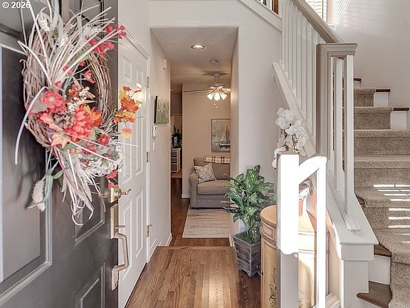 3rd image of 3011 Club House Ct