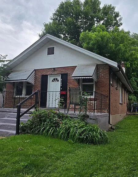 9109 Argyle Ave — Photo 11